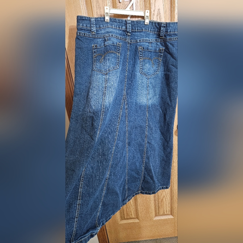Maxi Denim Skirt - Picture 4 of 5
